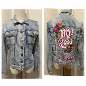 Kut from the Kloth Womens M Helena Light Wash Denim Custom Made Jean Jacket.